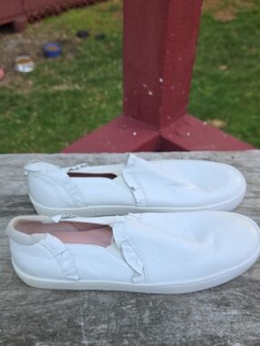 kate spade Lillie White Leather Slip-On Flats with Ruffle Trim